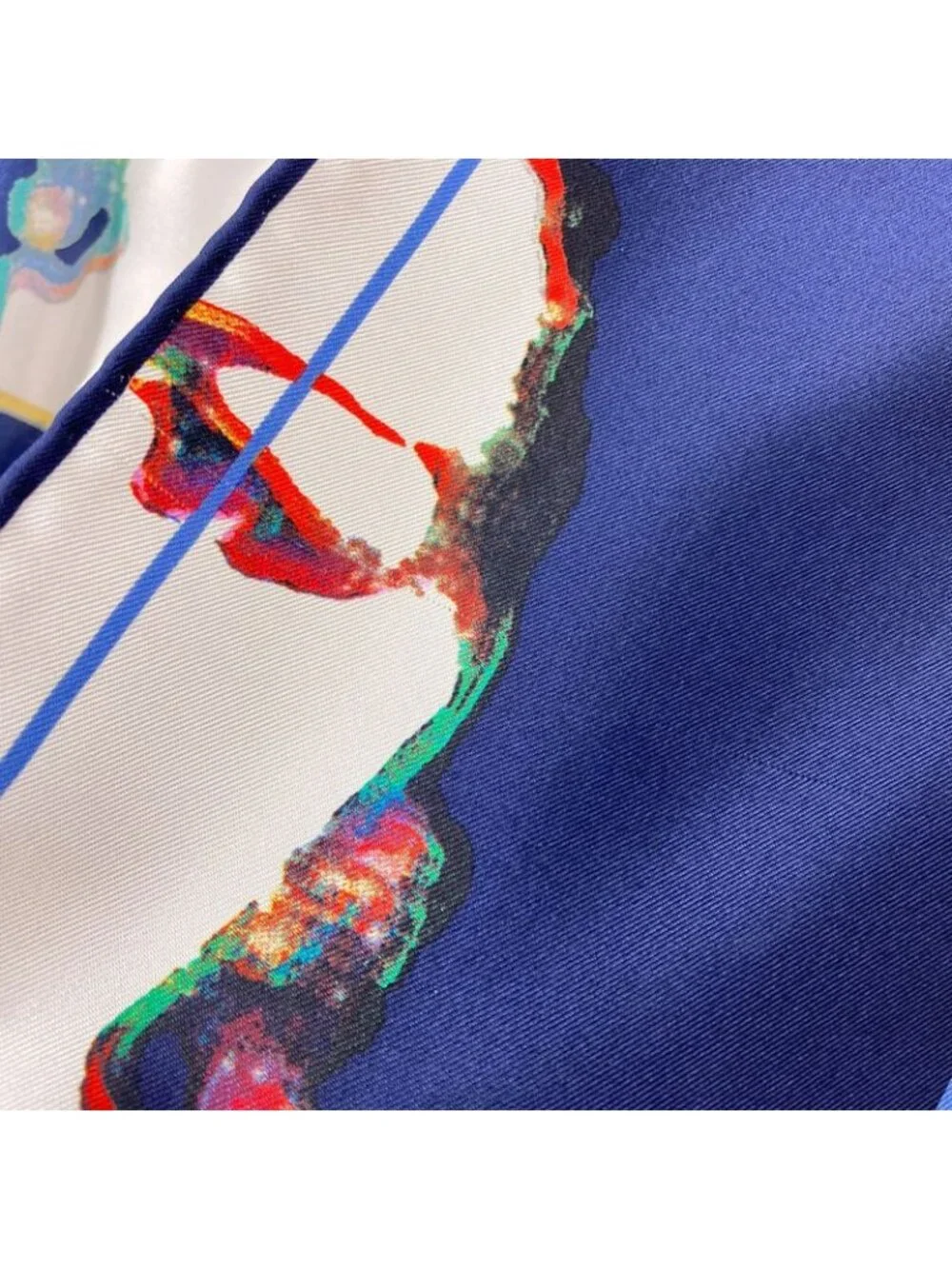 Chanel CC Logo Human Motif Scarf Silk - Picture 9 of 11